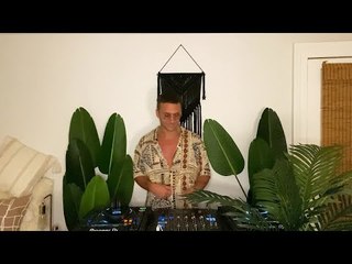 PAIGE | HAPPY HOUR DJ | RADIO FG