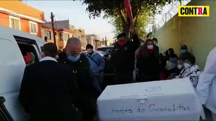 En Ecatepec bloquearon de nuevo Avenida Central para exigir vacunas