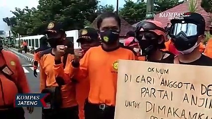 Sukarelawan protes anggota DPRD soal pemakaman Covid-19