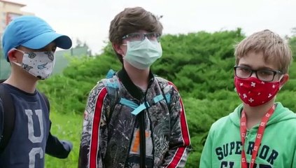 Le lycée à tout prix  tensions dans les classes tchèques