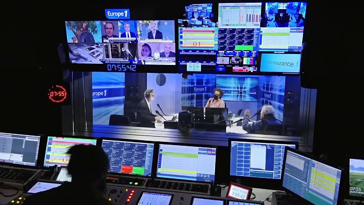 Alain Juppé sur les dérives sectaires : "Je suis moi-même archevêque général de l'église de chiantologie de Bordeaux" (Canteloup)