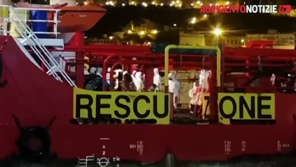 مقتل 41 مهاجرا على الأقل غرقا في المتوسط