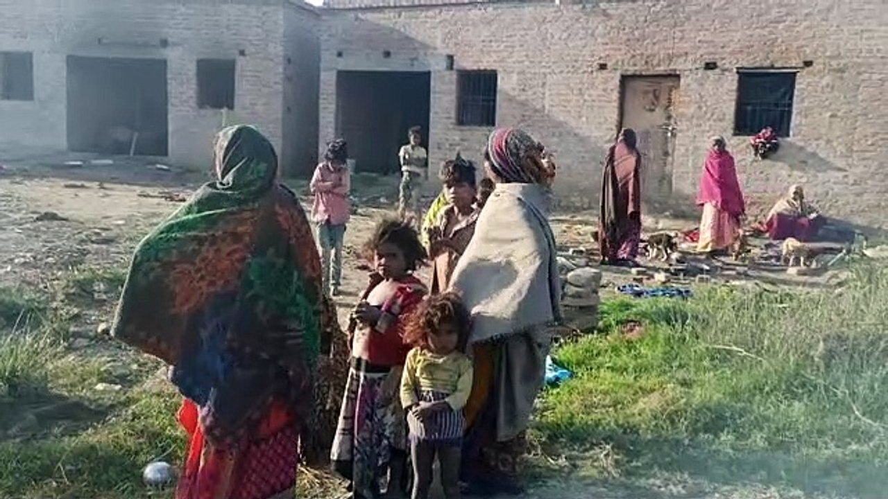 पति ने की पत्नी की बेरहमी से पिटाई, पिटाई के का...