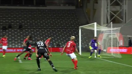 Le résumé de la rencontre Nîmes Olympique - FC Lorient (1-0) 20-21