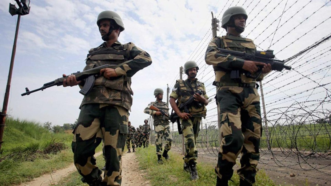 India and Pakistan agree to ceasefire along LoC