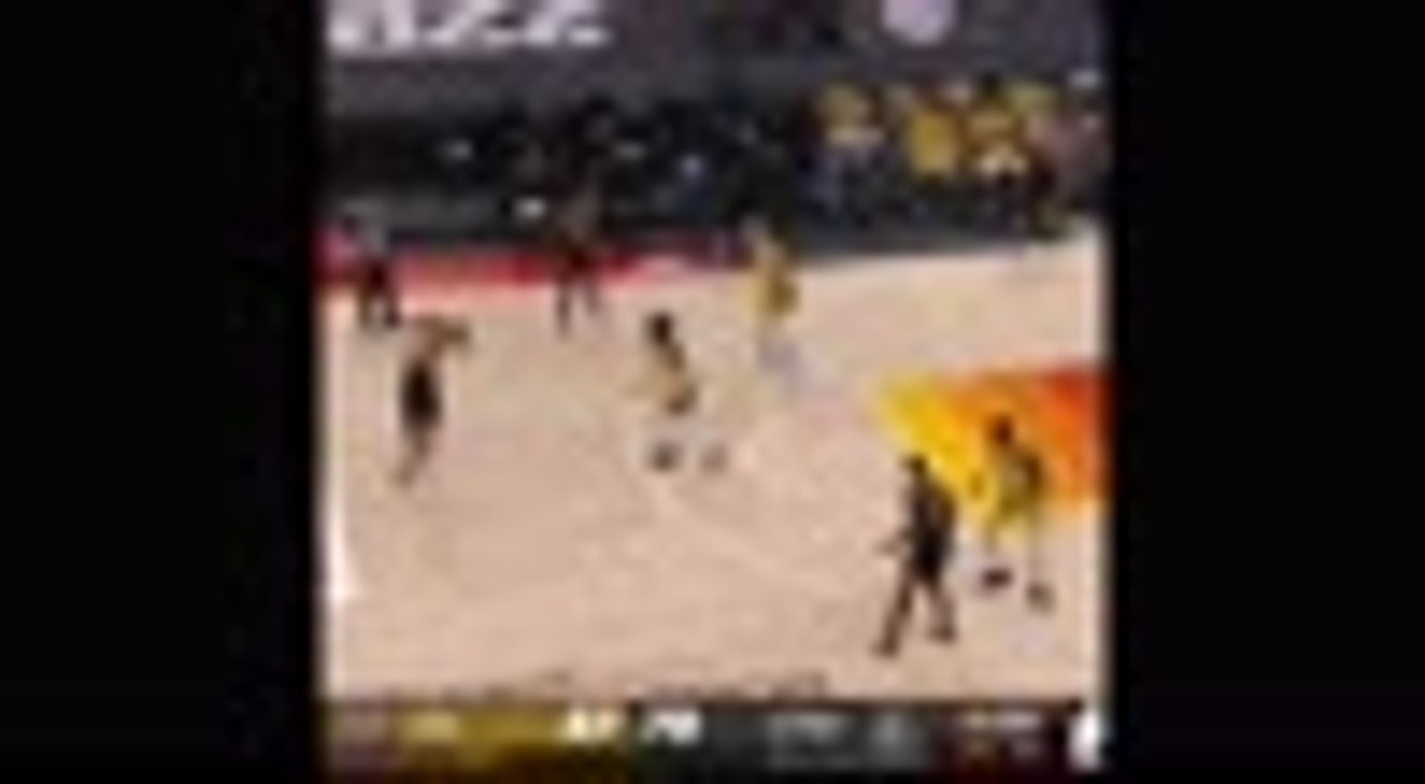 Mitchell celebrates All-Star status with huge dunk