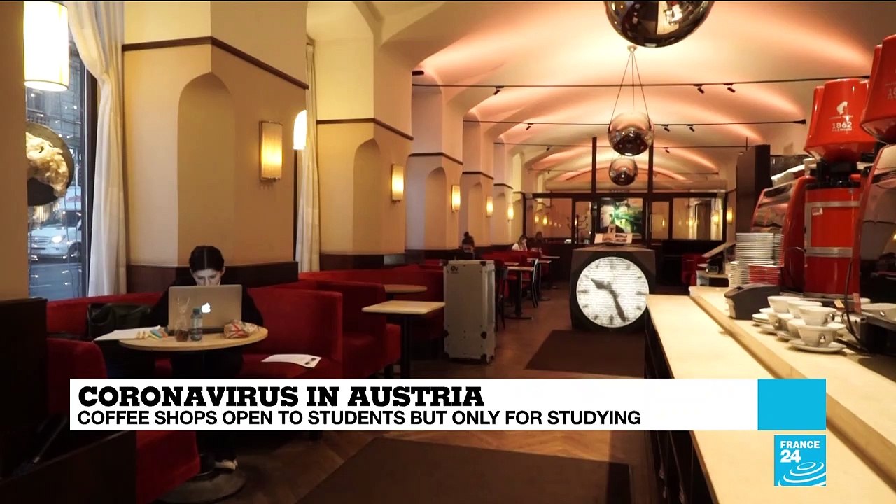 Coronavirus in Austria: Viennese cafés open their doors to students despite lockdown