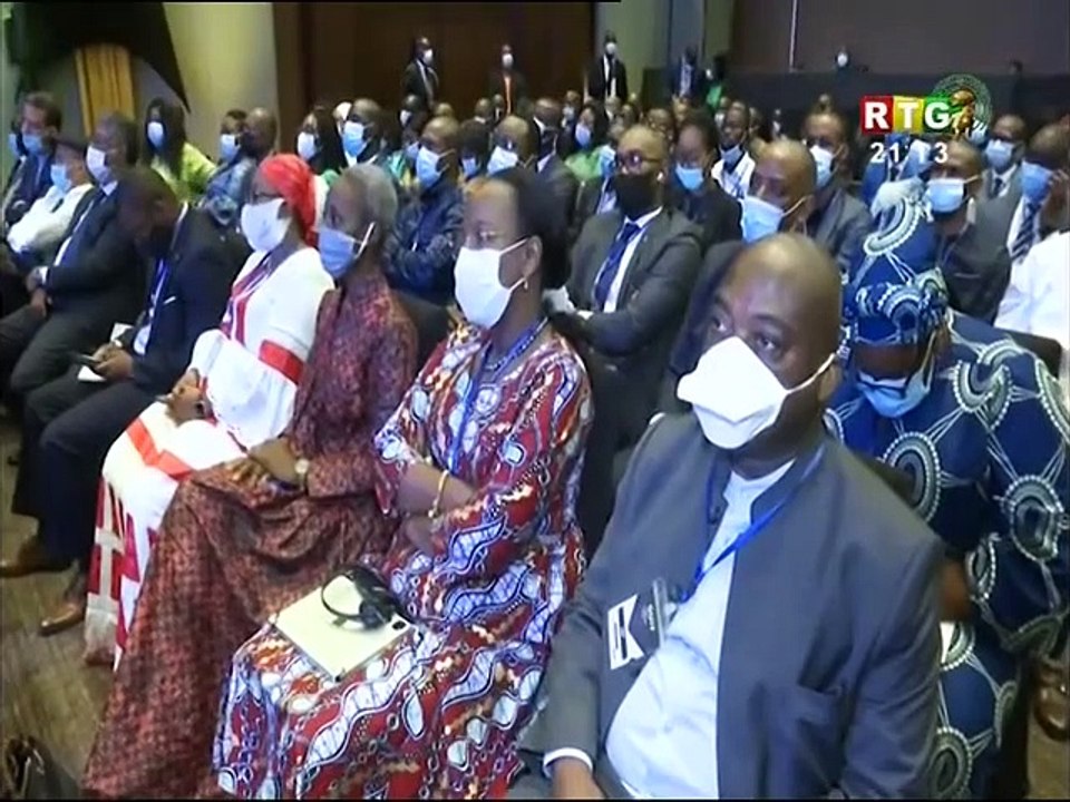 Ces piques d'Alpha Condé au lancement du forum de l'investissement en guinée