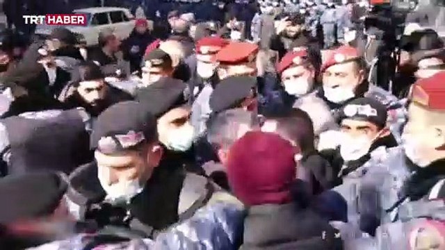 Ermenistan'da darbe girişimi: Paşinyan halkı sokağa çağırdı