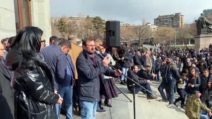 Face-à-face tendu en Arménie : le Premier ministre Pachinian dénonce une tentative de coup d'Etat