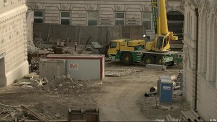 لهذا يعترض هنغاريون على نقل وزارات إلى منطقة شهيرة