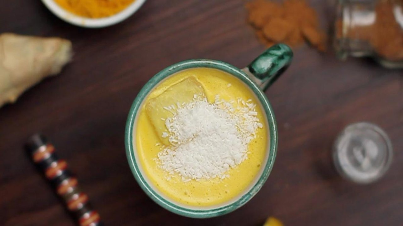 Healthy and Smart... Turmeric Smoothie