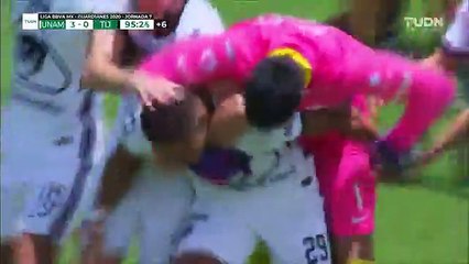 هدف صاروخي من وسط الملعب بالدوري المكسيكي