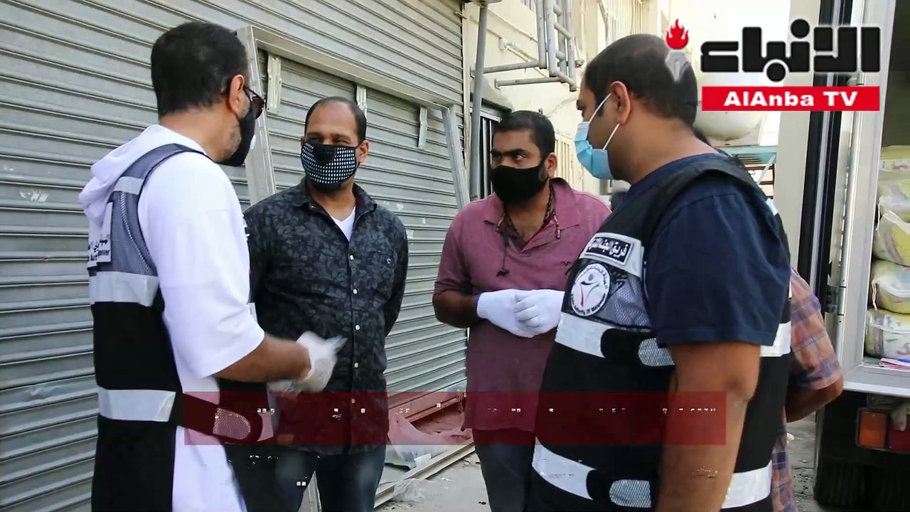 «الأنباء» رافقت فريق تفتيش العمل في جولته على مخازن المواد الغذائية والاستهلاكية في «الشويخ»