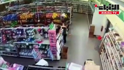 فيديو لفعل مقزز بحق سيدة أميركية بسبب خلاف على الكمامة