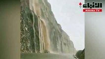 فيديو لشلالات متدفقة في صلالة إثر هطول الأمطار