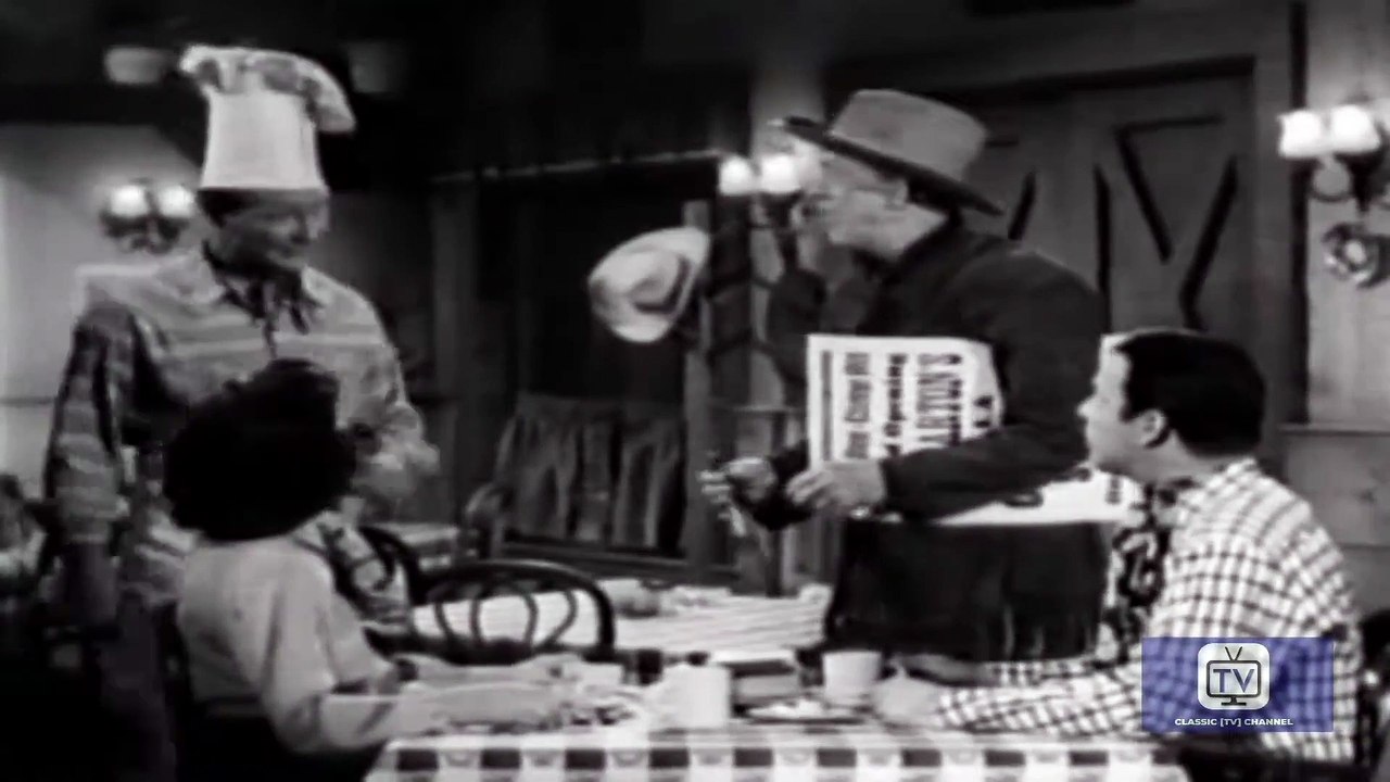 Roy Rogers Show - Season 1 - Episode 22 - Carnival Killer | Dale Evans, Roy Rogers, Trigger