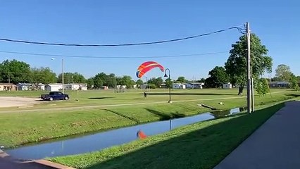 محاولة طيران تنتهي بتصادم في أوكلاهوما