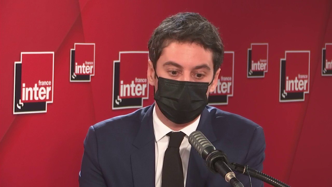 Gabriel Attal : "Le confinement, les mesures de restriction, on ne peut pas considérer qu'elles n'ont pas d'impact. Quand on les prend, il faut les prendre au bon moment."