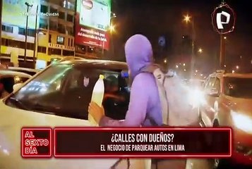 ¿Calles con dueños?: El negocio de parquear autos en la vía pública
