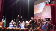 فرقة أوركسترا الشباب السيمفوني الأوزبكي أثناء الحفل بمسرح عبدالحسين عبدالرضا