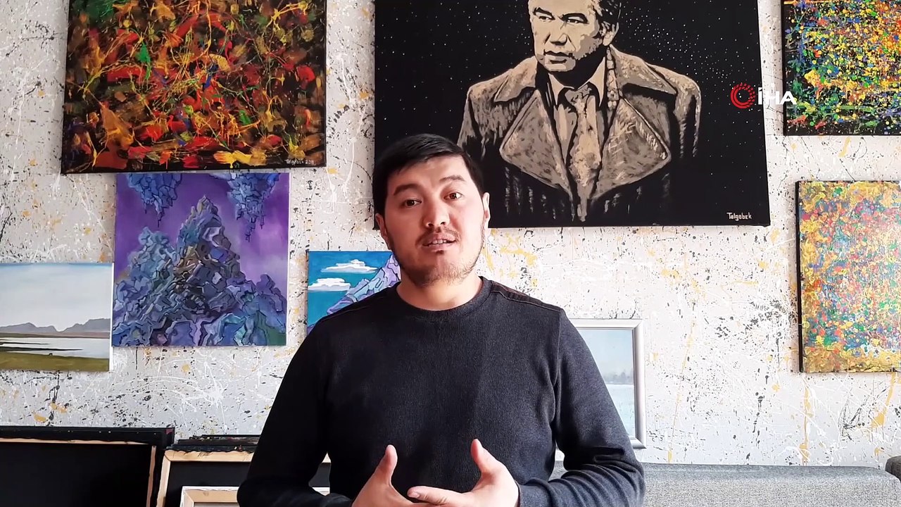 - Kırgız ressam yoğurtla portre çizdi