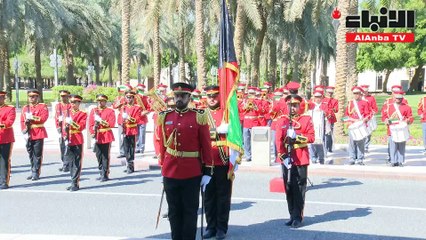 صاحب السمو الأمير الشيخ صباح الأحمد مستقبلا الرئيسة كريستي كاليولايد رئيسة جمهورية إستونيا الصديقة ذلك بمناسبة زيارتها الرسمية للبلاد