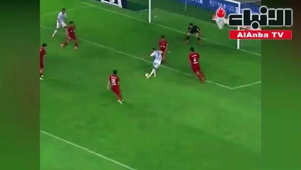 لاعب يسجل هدفا عالميا قاتلا على طريقةرابونا