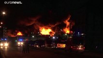 شاهد- حريق هائل في مصنع مواد كيماوية بمدينة روان الفرنسية…