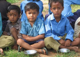 महामारी से बढ़ी स्टंटिंग, अशिक्षा और बाल मृत्यु दर, 37 करोड़ से ज़्यादा बच्चों पर बुरा प्रभाव