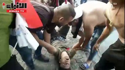 آلاف العراقيين يتظاهرون في ساحة التحرير للاحتجاج على الفساد والبطالة وسوء الخدمات