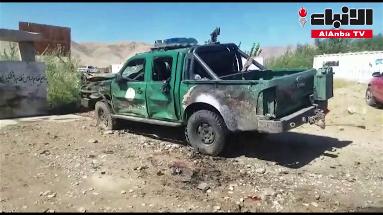 الرئيس الأفغاني ينجو من تفجير انتحاري و«طالبان»...