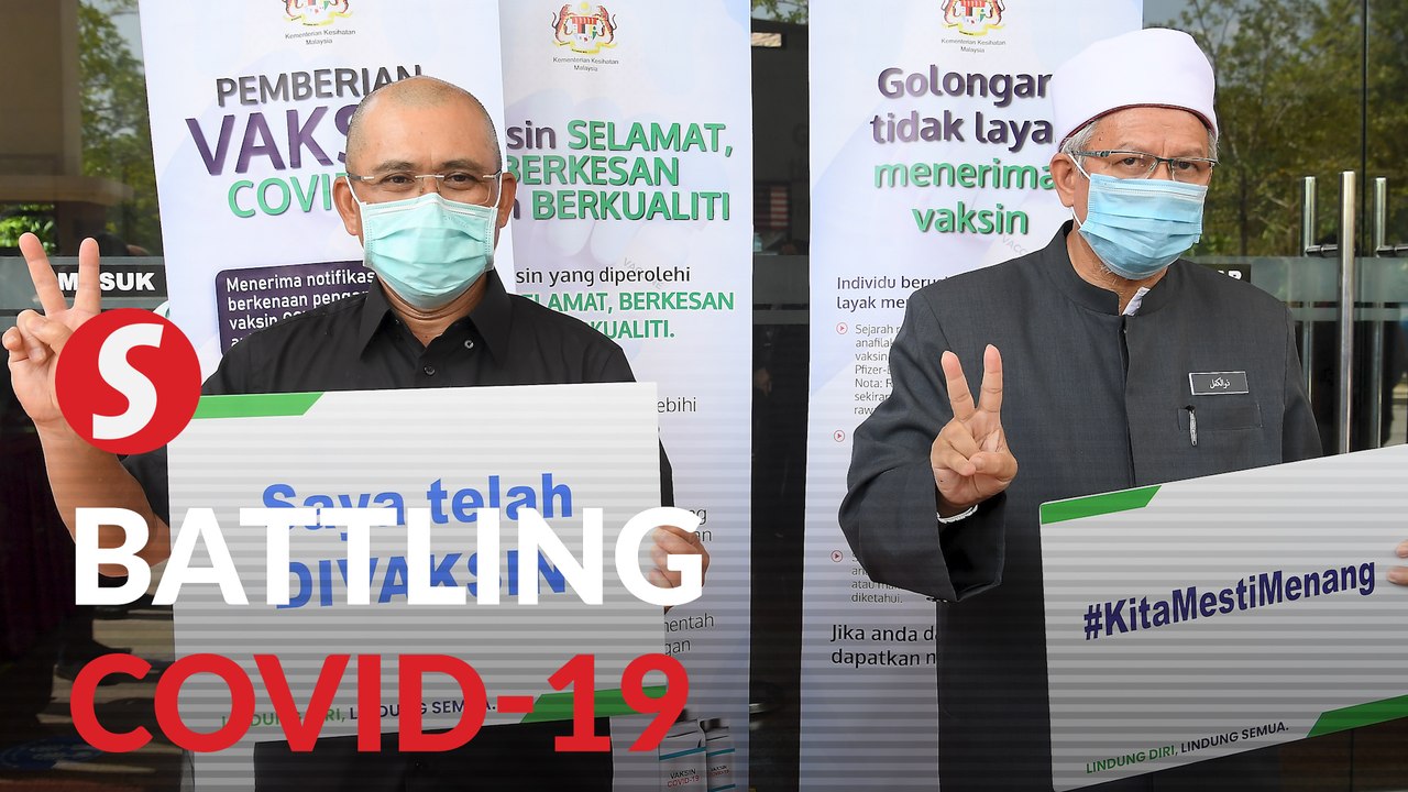 Religious Affairs, Agriculture and Food Industries Minister receive Covid-19 vaccine