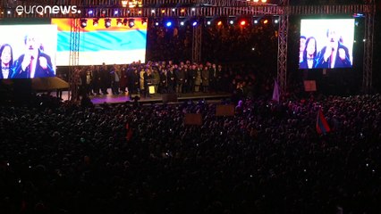 مسيرات مؤيدة وأخرى معارضة لرئيس الوزراء الأرميني في ظل تعمق الأزمة السياسية