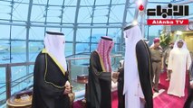 أمير دولة قطر الشقيقة يصل إلى البلاد في زيارة أخوية