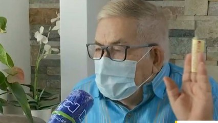 Pajaritos en el aire: Anciano que habita hace 50 años en Barranquilla fue citado para vacuna en Bogotá