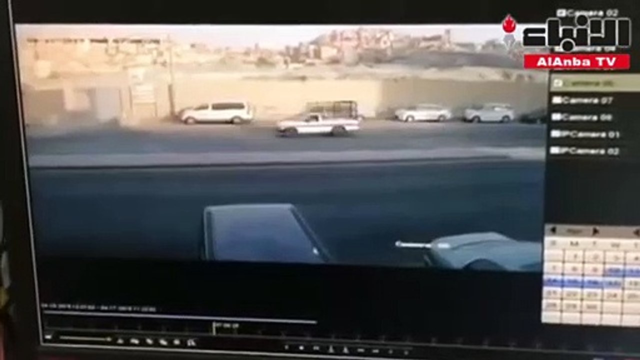 مخالف للاقامة في السعودية يتعرض للدهس بشكل خطير...