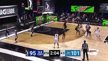 Rayjon Tucker with the huge dunk!