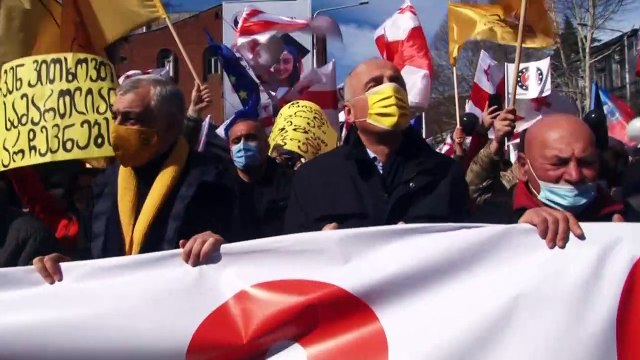 Milhares protestam na Geórgia