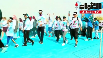 ألوف يستمتعون بأول مهرجان للألوان في السعودية