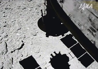 اليابان تقصف كويكبا في الفضاء