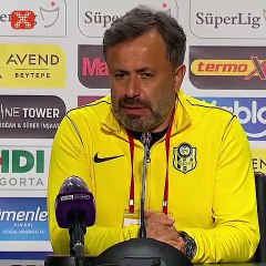 Hakan Çalışkan: "70 dakika 10 kişi oynamak sıkıntı yarattı"