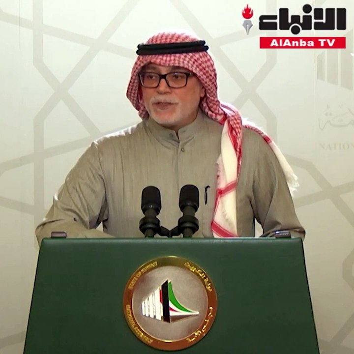 خورشيد «المالية» أقرت التقاعد المبكر بتوقف الاس...