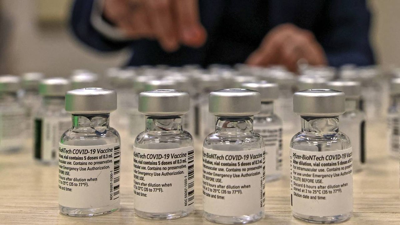 El lunes llegarán 117.000 vacunas contra covid de Pfizer a Colombia