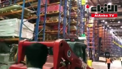 العثور على جثة العامل المفقود في حادث انهيار مستودعات السالمي تحت عشرات الأطنان من البضائع