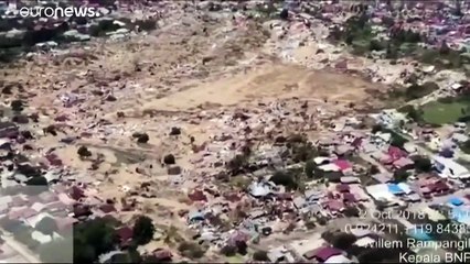 شاهد بركان سوبوتان يثور في الجزيرة الإندونيسية التي ضربها الزلزال …