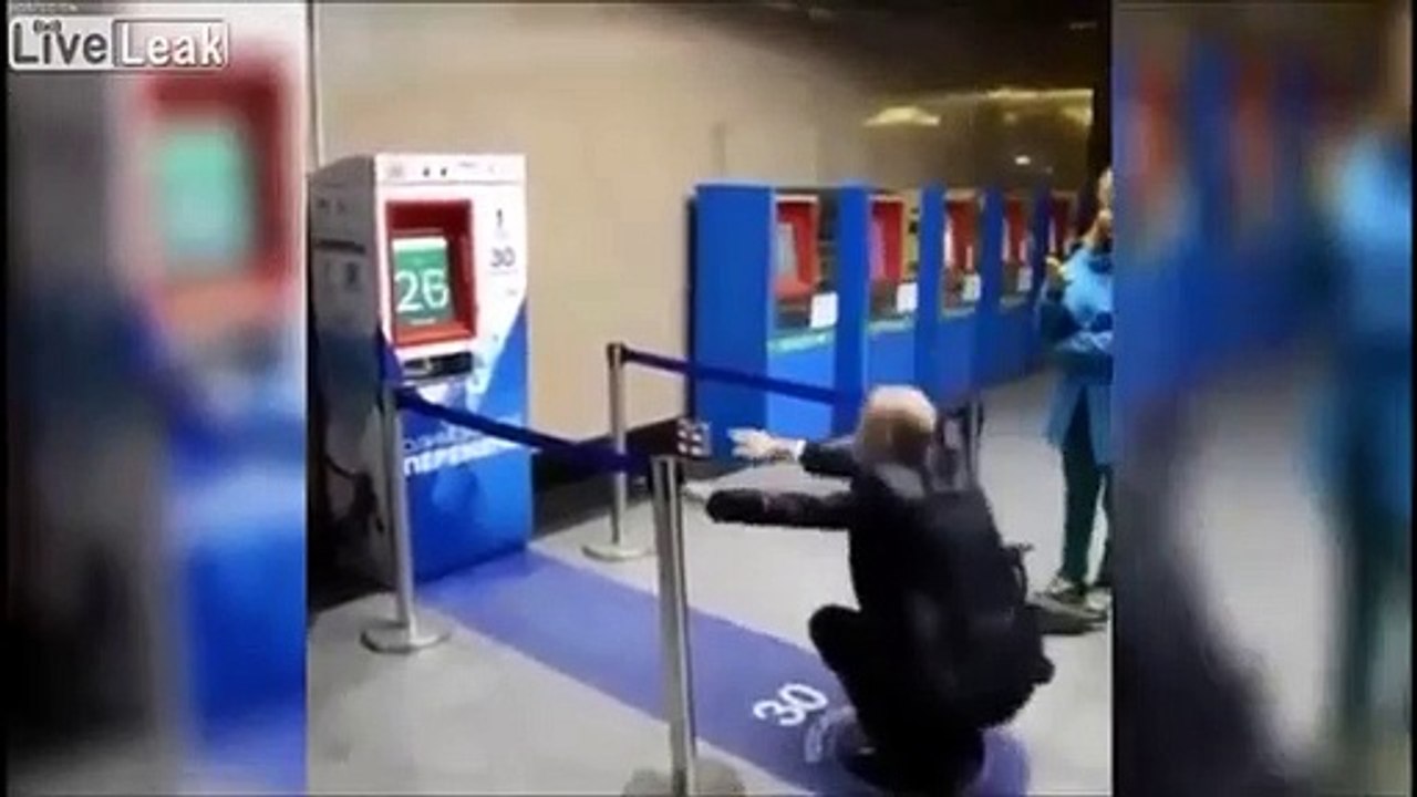 بطاقة مترو مجانية مقابل 30 حركة رياضية!