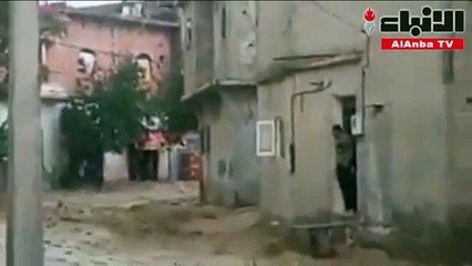 جزائري حاول إنقاذ سيارته وهذا ما فعلته به السيول