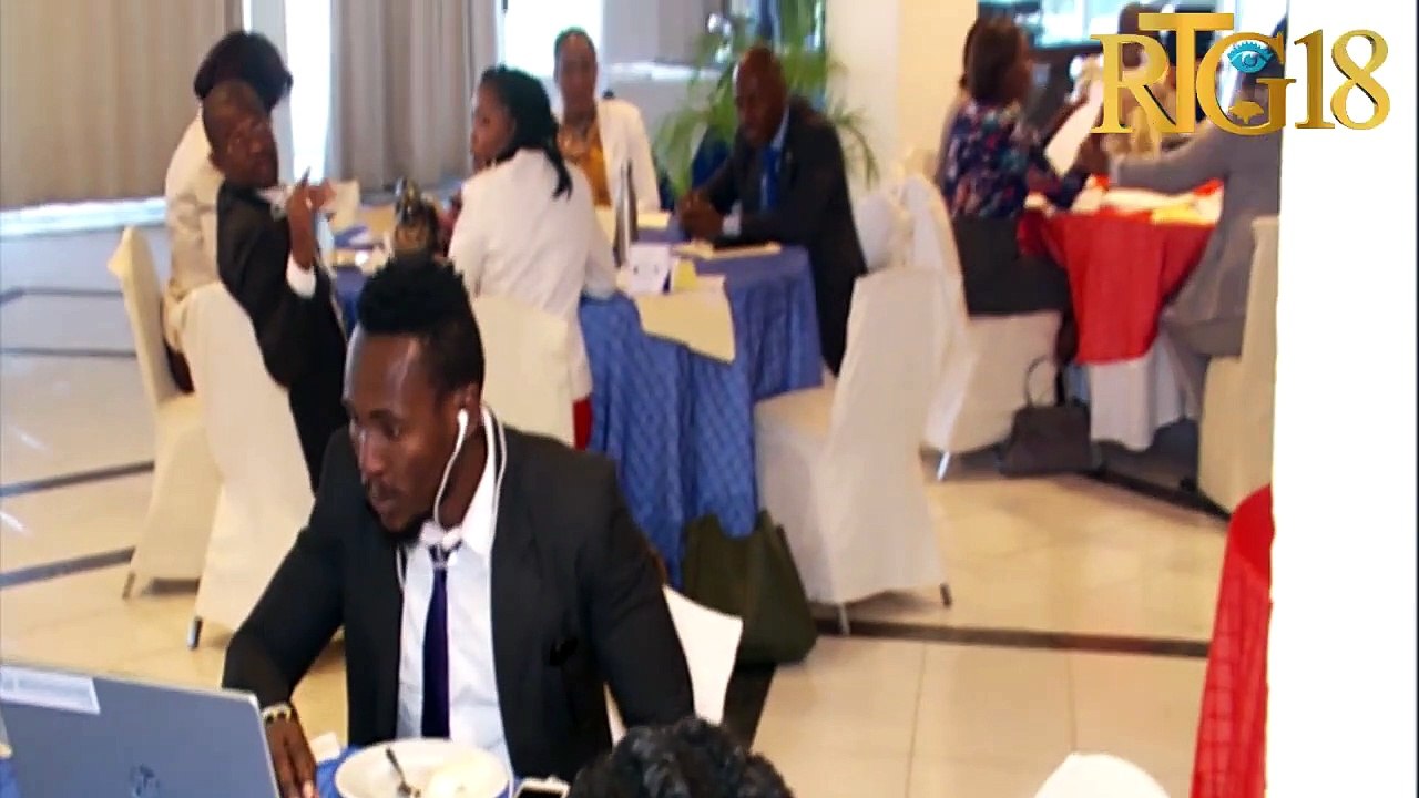 Responsab yo nan ofis pwoteksyon sitwayen nan tèt kole ak ONU FEMMES òganize yon atelye konsiltasyon