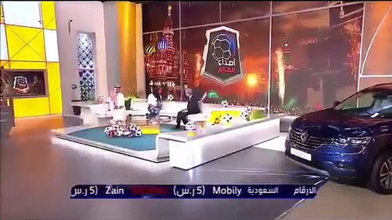 مذيعة تطلب الزواج من عبد الله بالخير على الهواء مباشرة